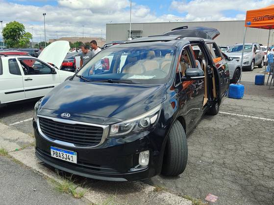 KIA CARNIVAL 3.3 EX V6 24V GASOLINA 4P AUTOMATICO KIA CARNIVAL 3.3 EX V6 24V GASOLINA 4P AUTOMATICO